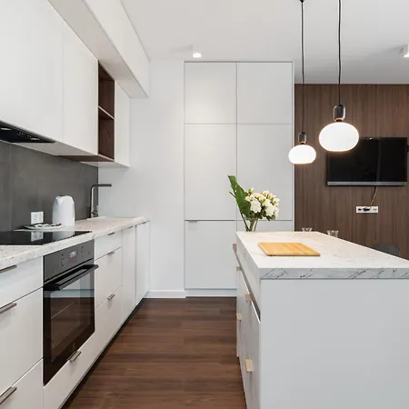 Stylish & Comfy Garbary With Parking By Renters * Познань