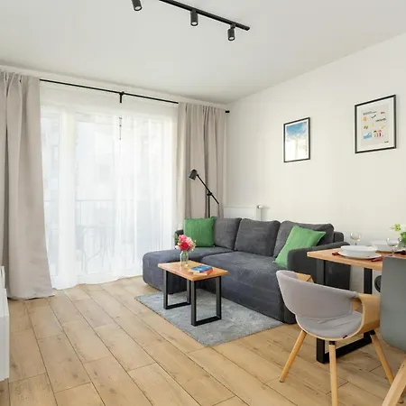Stylish & Comfy Garbary With Parking By Renters Познань