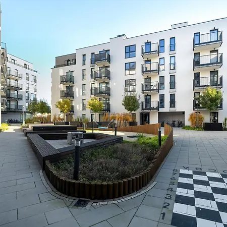 Stylish & Comfy Garbary With Parking By Renters Appartement *