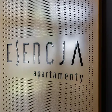 Apartment Stylish & Comfy Garbary With Parking By Renters Poznan