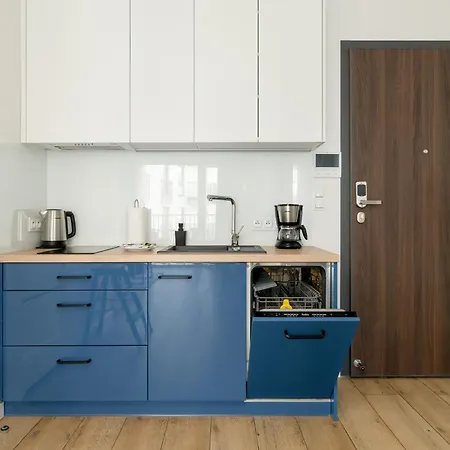 Appartement Stylish & Comfy Garbary With Parking By Renters Poznań