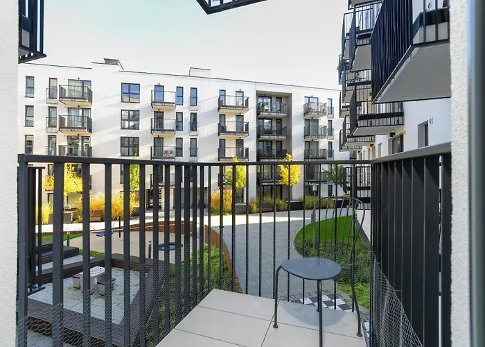 Stylish & Comfy Garbary With Parking By Renters Appartement