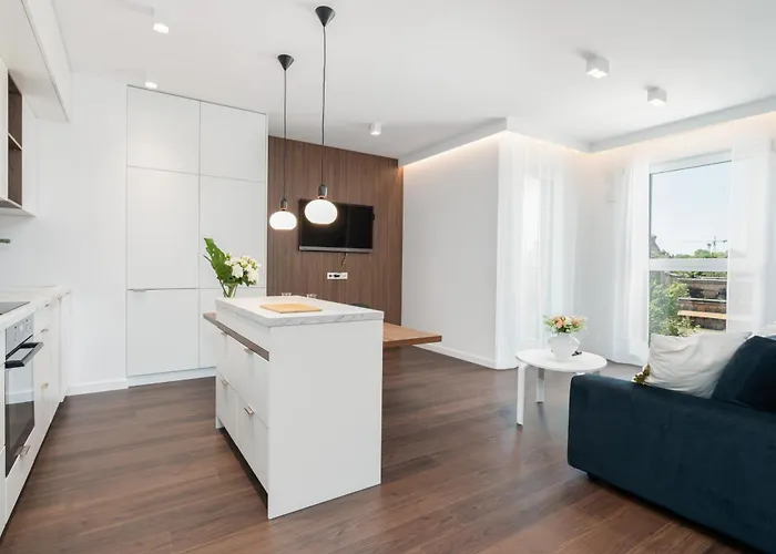 Stylish & Comfy Garbary With Parking By Renters Apartment Poznan