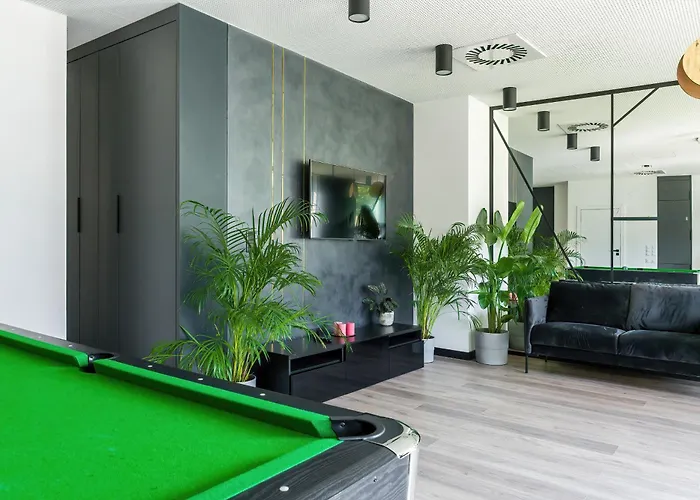 Stylish & Comfy Garbary With Parking By Renters * Poznan